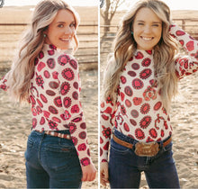 Load image into Gallery viewer, Be My Squash Blossom Women's Top
