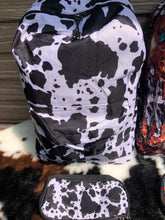 Load image into Gallery viewer, Cowprint backpack
