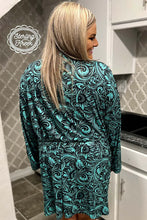 Load image into Gallery viewer, Turquoise Tooled Women's Robe
